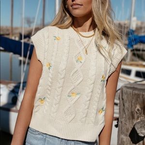 NWOT embroidered sweater vest